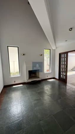 Casa à venda e ou locação em Alphaville com 3 suítes perto da portaria do residencial 6