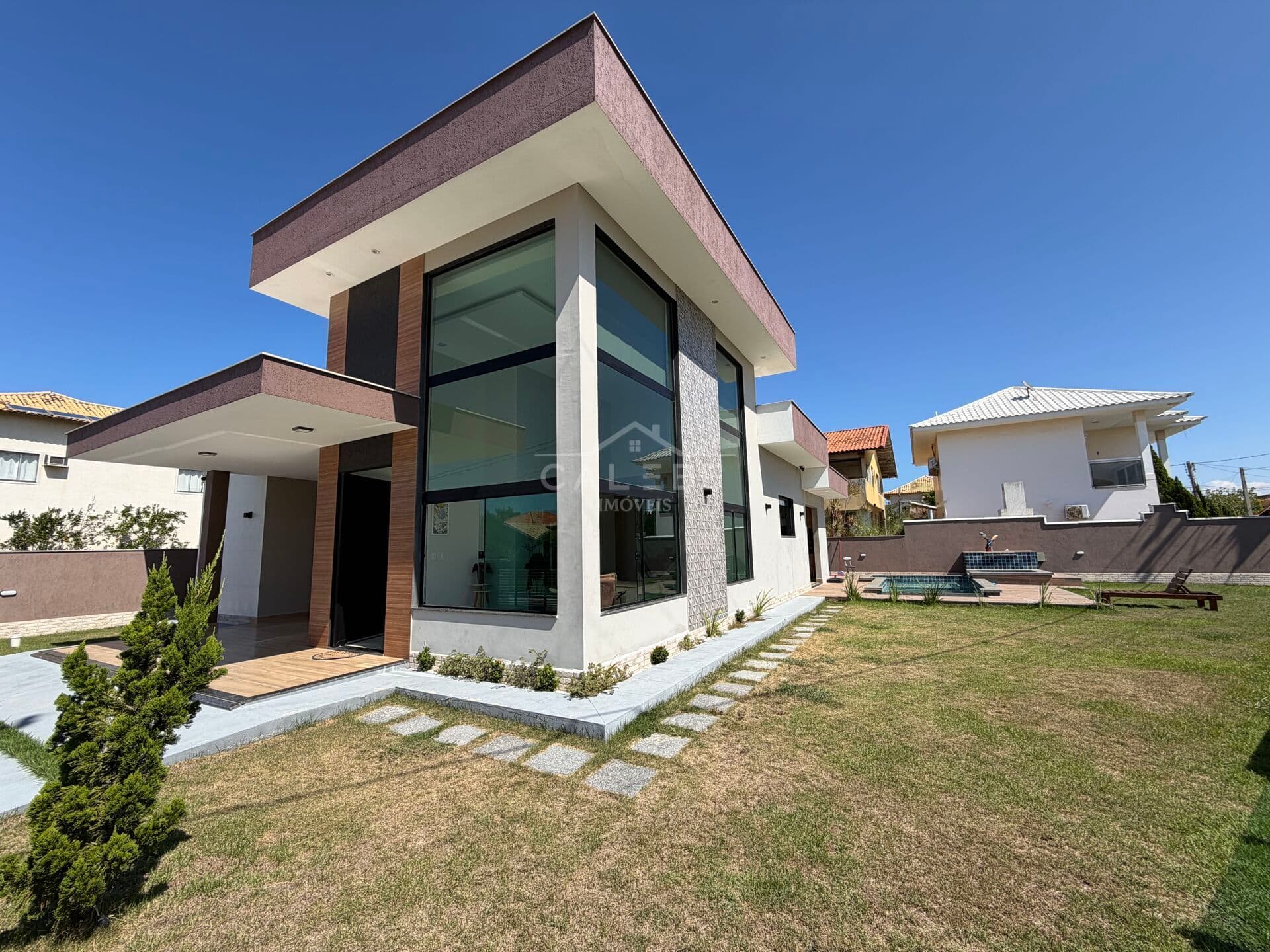 CASA EM CONDOMÍNIO COM ACESSO A LAGOA - 3 QUARTOS (1 SUÍTES) / R$915.000 | PRAIA SECA - ARARUAMA