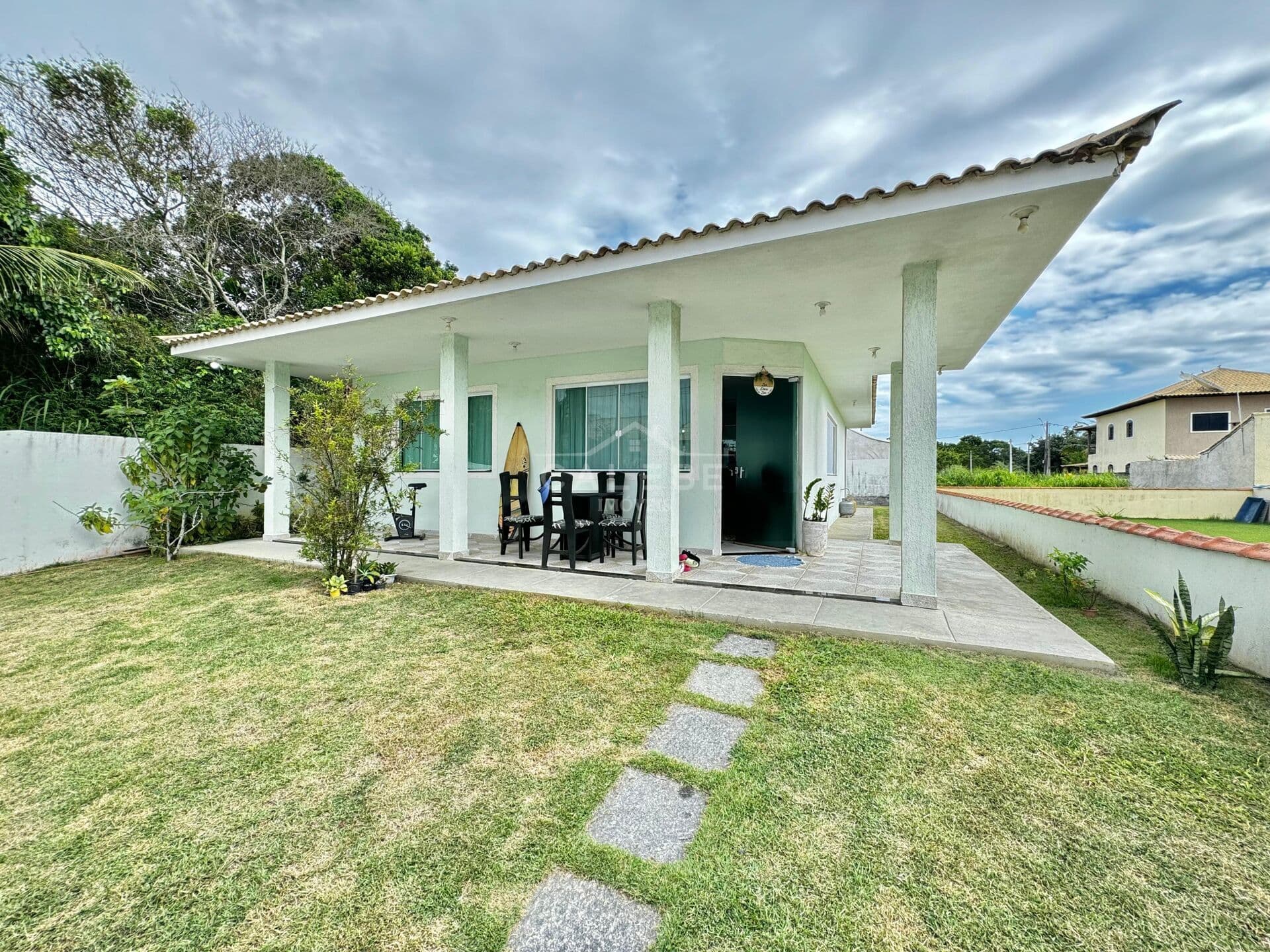 CASA EM CONDOMÍNIO FECHADO - 3 QUARTOS (1 SUÍTE) / R$520.000,00 | PRAIA SECA - ARARUAMA