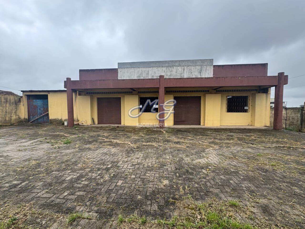 Galpão/Depósito/Armazém em Colombo - Campo Pequeno