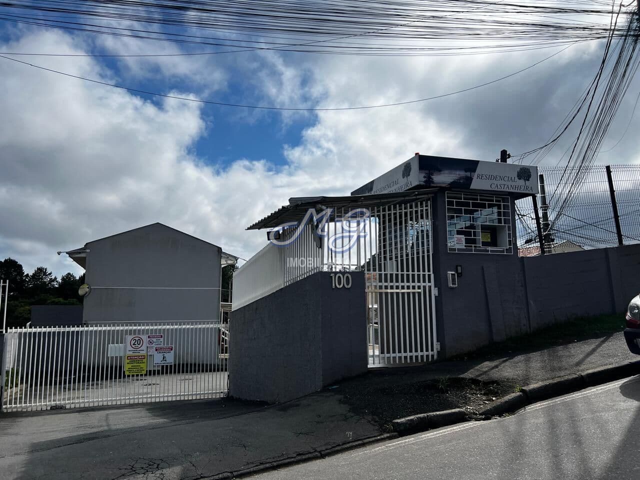 Apartamento em Campina Grande do Sul - Jardim Araçatuba