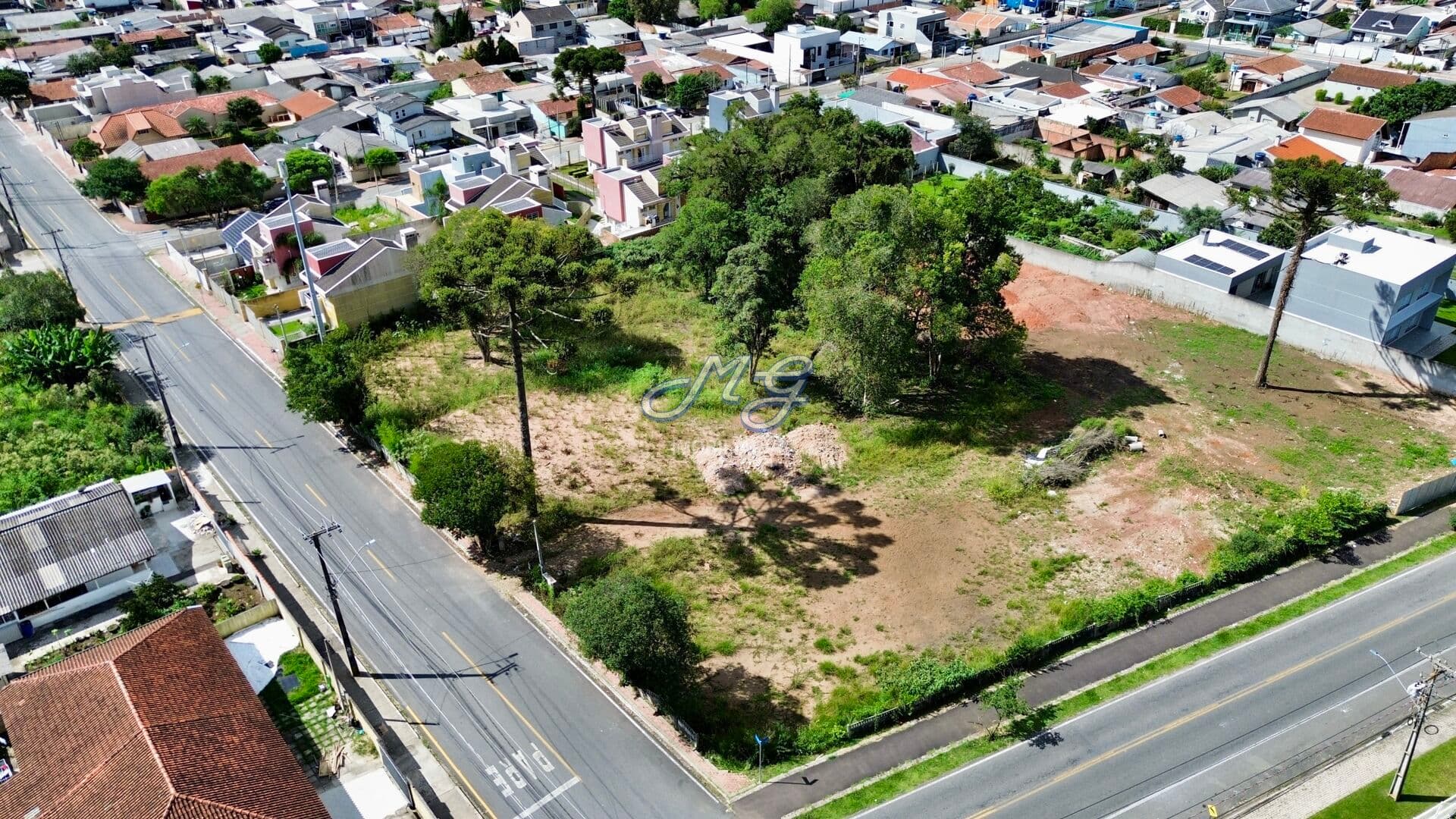 Lote/Terreno em Quatro Barras - Jardim Menino Deus