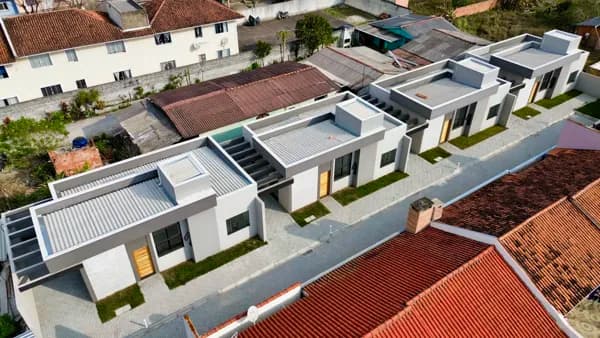Casa à venda no bairro Jardim Paulista em Campina Grande do Sul/PR