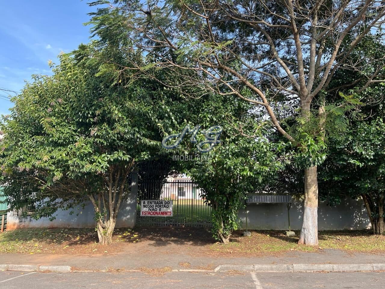 Casa à venda no bairro Jardim Paulista em Campina Grande do Sul/PR
