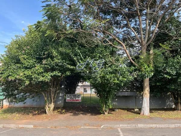 Casa à venda no bairro Jardim Paulista em Campina Grande do Sul/PR