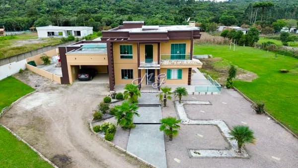 Fazenda/Sítios/Chácaras em Campina Grande do Sul - Butiá