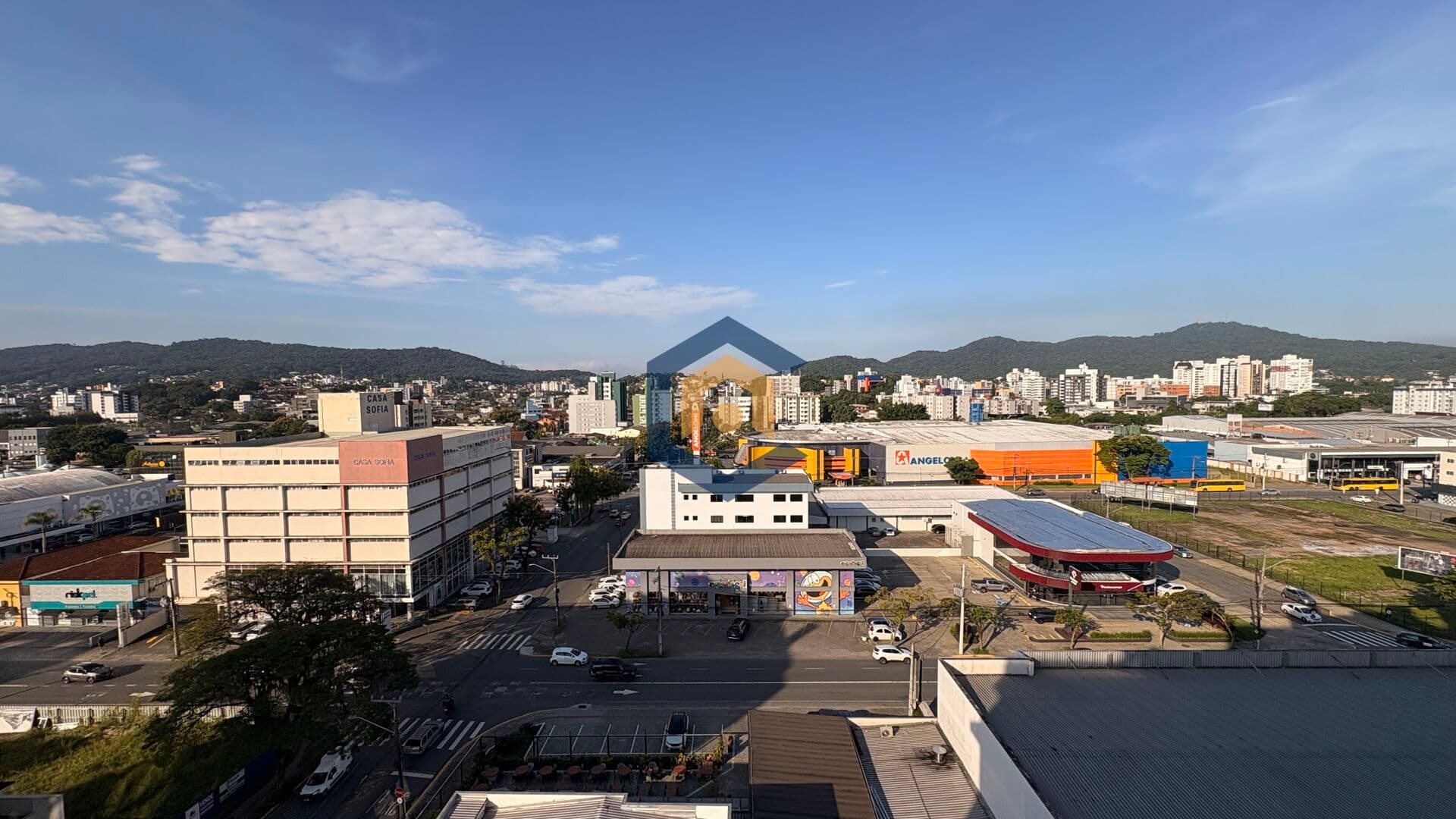Apartamento com 3 suítes e 2 vagas de garagem a venda no bairro América em Jonville/SC