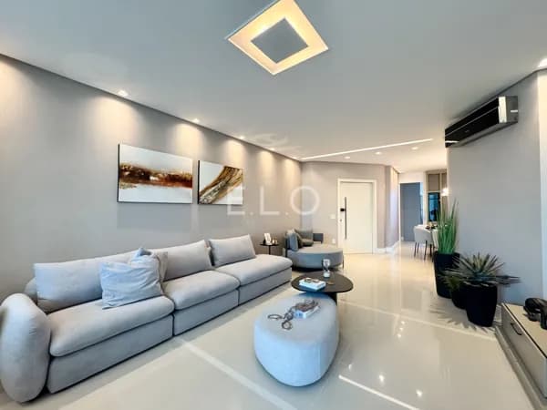 Luxo e Exclusividade na Av. Brasil – 3 Suítes Padrão RV