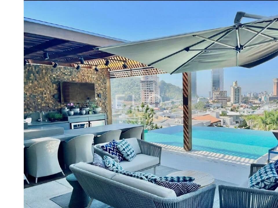 Casa de Condomínio em Itajaí - Praia Brava de Itajaí