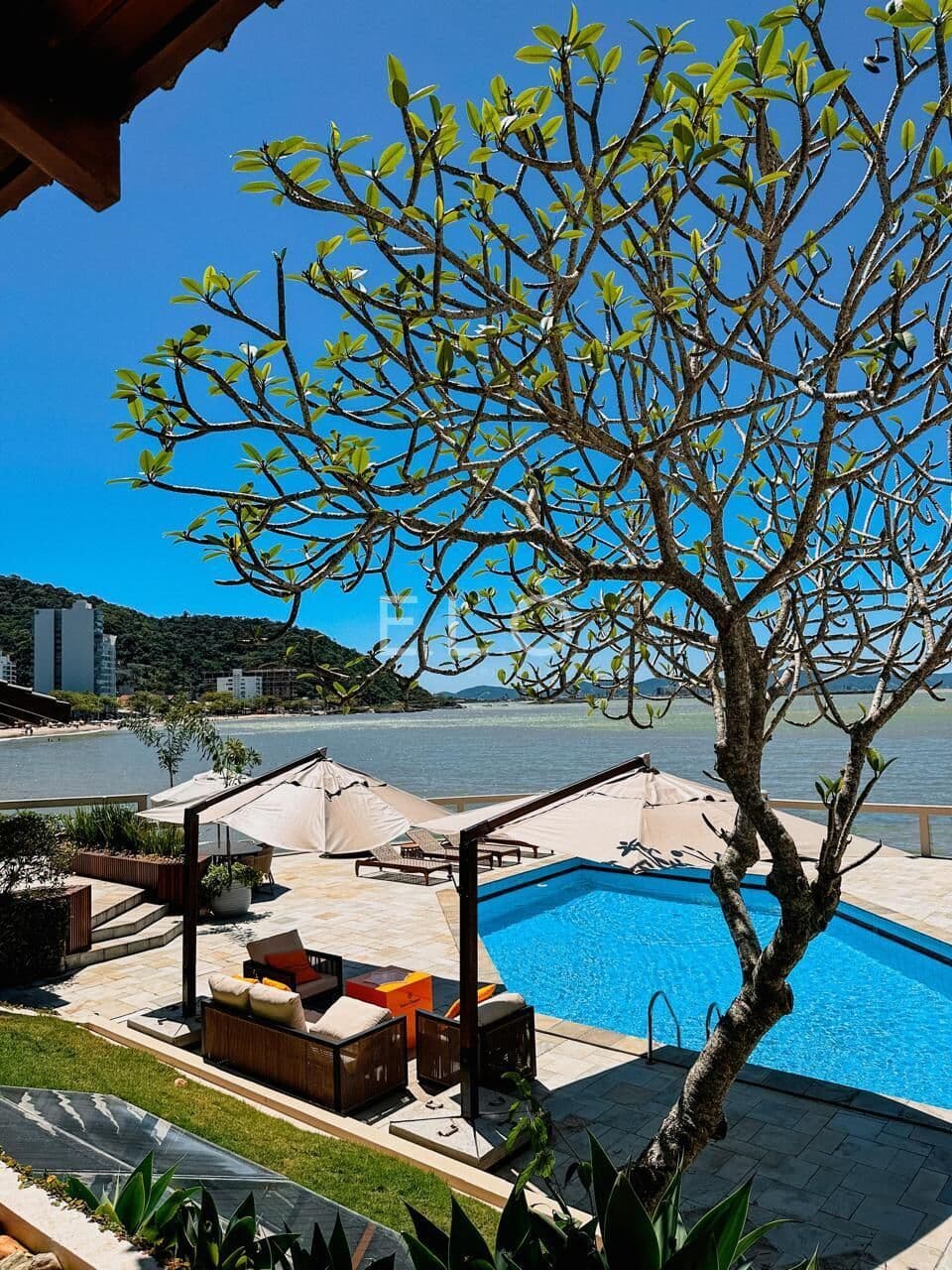 Casa em Itajaí - Cabeçudas