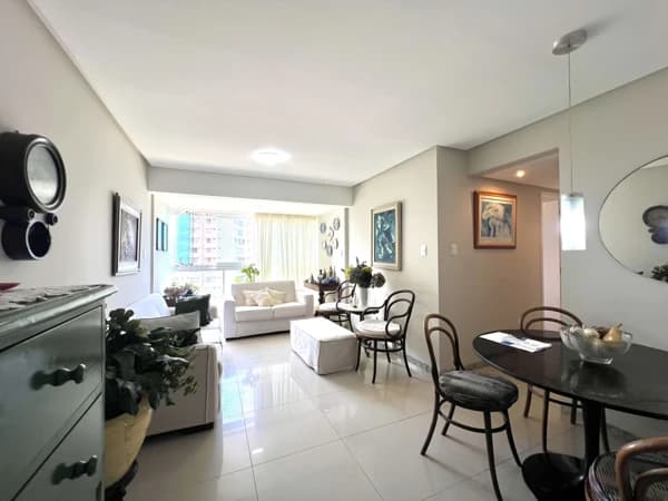 Apartamento à venda no bairro Jardim Armacao em Salvador/BA