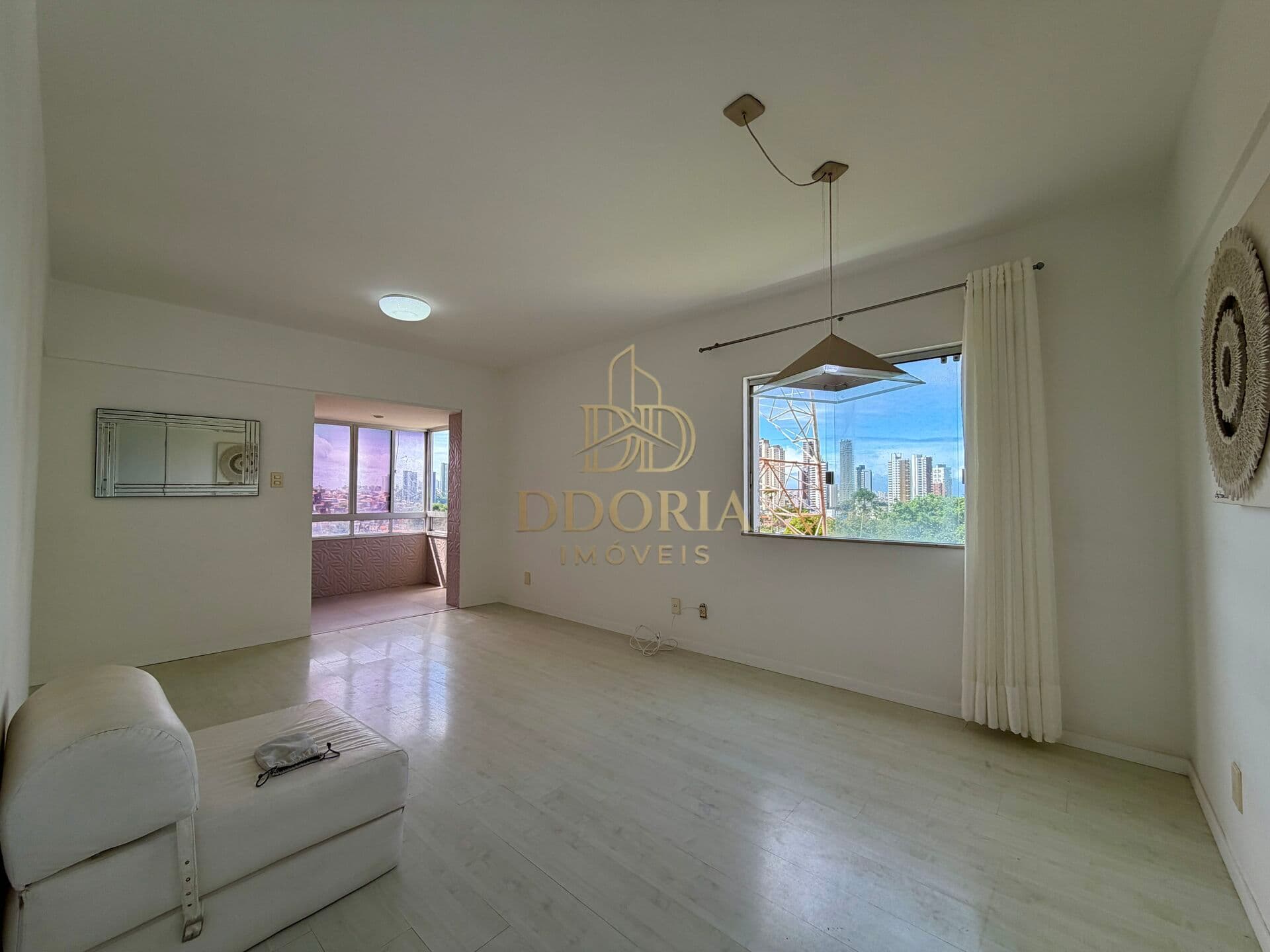 Apartamento 3 Quartos na Avenida Cardeal da Silva