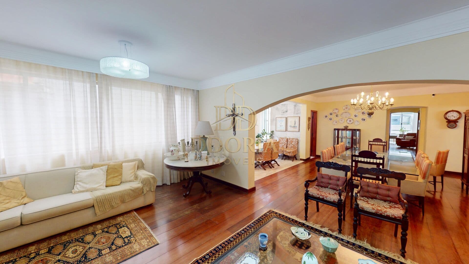 Apartamento | 1 por andar | 272 m² | Ondina
