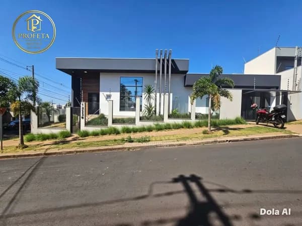 Casa Porteira Fechada á Venda de 276m² com 3 Suítes no Jardim Botânico - Maringá