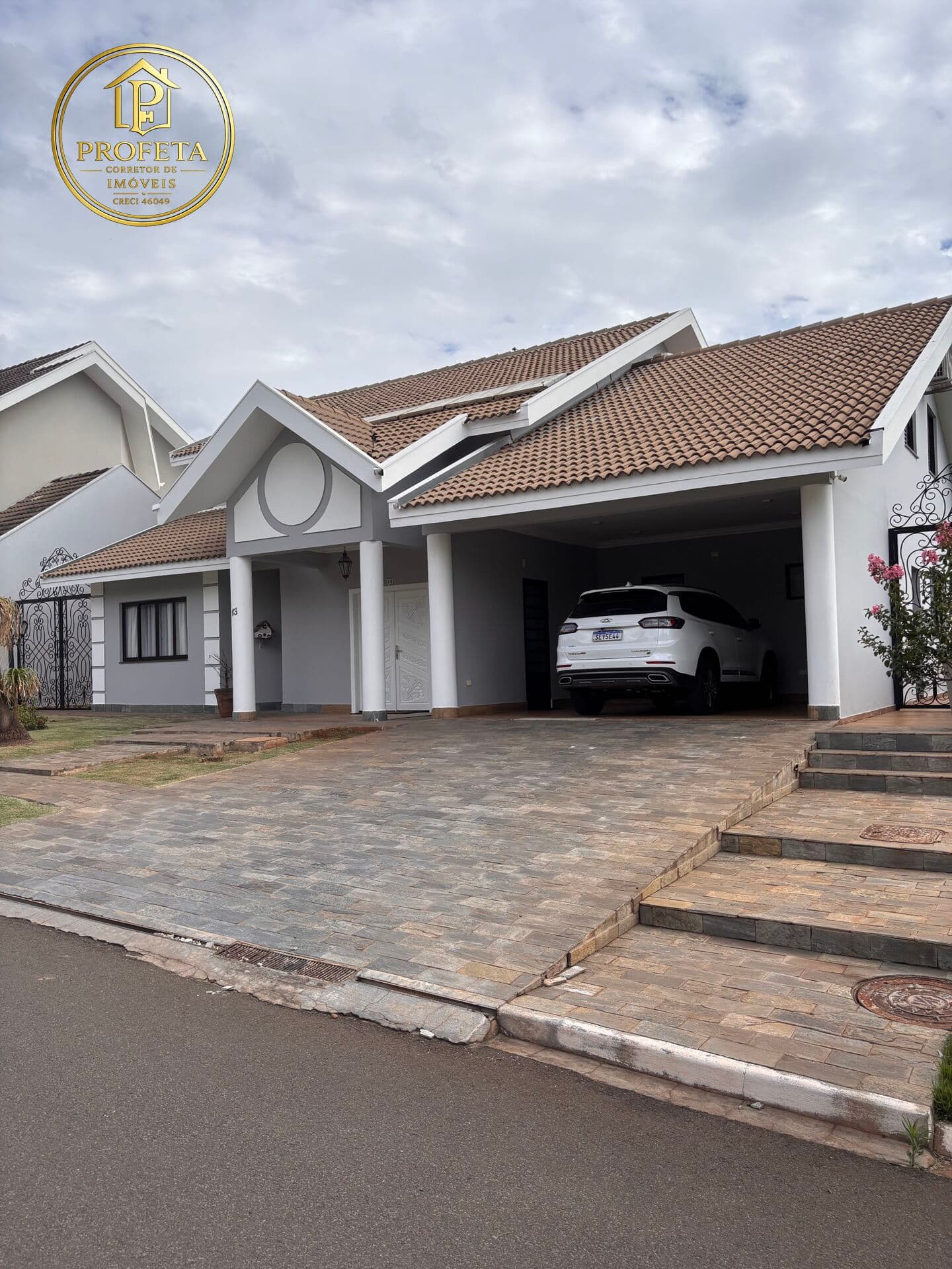 Casa à venda Condomínio Jardim Imperial - Maringá/PR