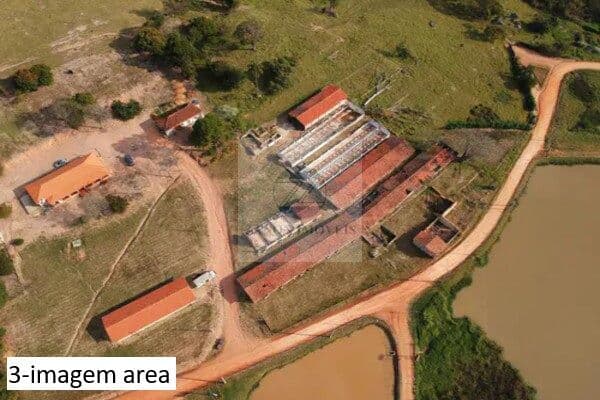 Sítio Espetacular à Venda com Múltiplas Construções em Itu. Excelente Oportunidade de Investimento.- R$ 3.150.000,00