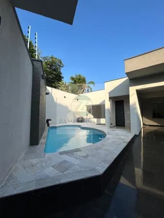 Casa Alto Padrão com 3 dormitórios 1 suíte, Espaço Gourmet e 4 Vagas – 266m² de Construção - Bairro São Domingos - R$ 1.200.000,00