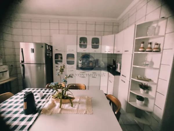 Casa com 3 dormitórios à venda, 200 m² por R$ 520.000,00 - Antônio Zanaga - Americana/SP