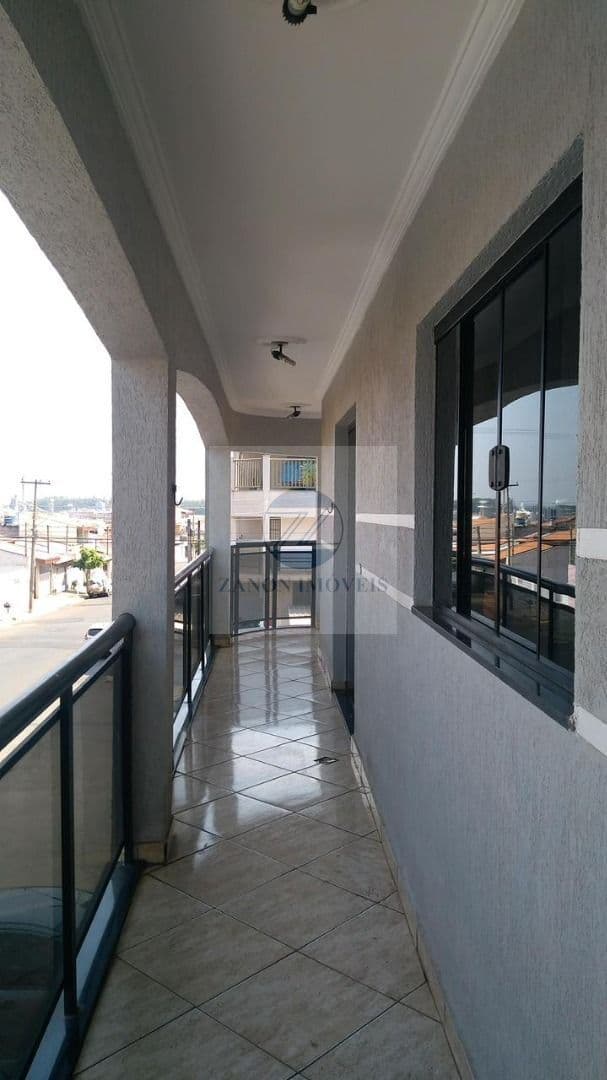 Casa com 3 dormitórios com 1 suíte, e 2 salões comerciais já locados, 100 m² por R$ 765.000 - Parque Residencial Jaguari - Americana/SP