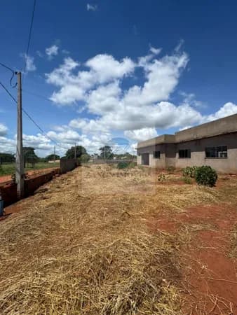 Terreno em Condomínio fechado- Ideal para lazer ou investimento com 2.049,56 mts na Cidade de Pereira Barreto próximo ao Rio Tietê - R$520.000,00