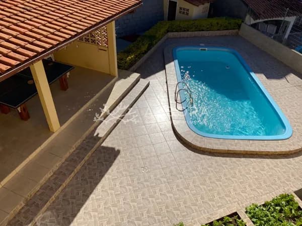 Casa com piscina 3 quartos, com uma suíte, no Jardim Atlântico - Florianópolis