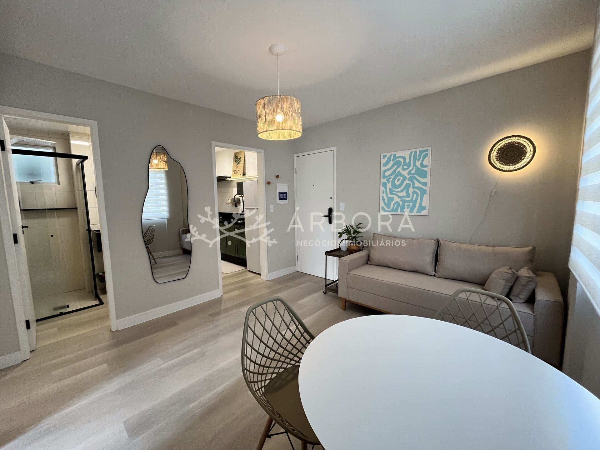 Apartamento mobiliado 2 quartos, 1 vaga, no Itacorubi - Florianópolis
