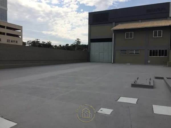 Pavilhão/Galpão Industrial com 450m² de Galpão e 1600m² de área de terreno