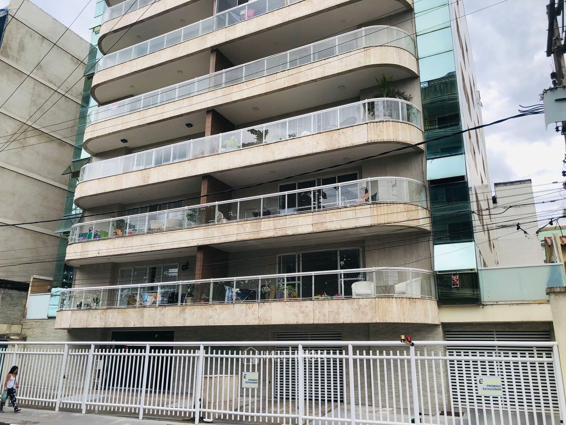 Apartamento de 3 quartos(1 suite) em Cavaleiros, Macaé/RJ
