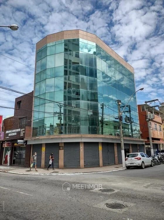 Prédio Comercial com 700m² no Centro