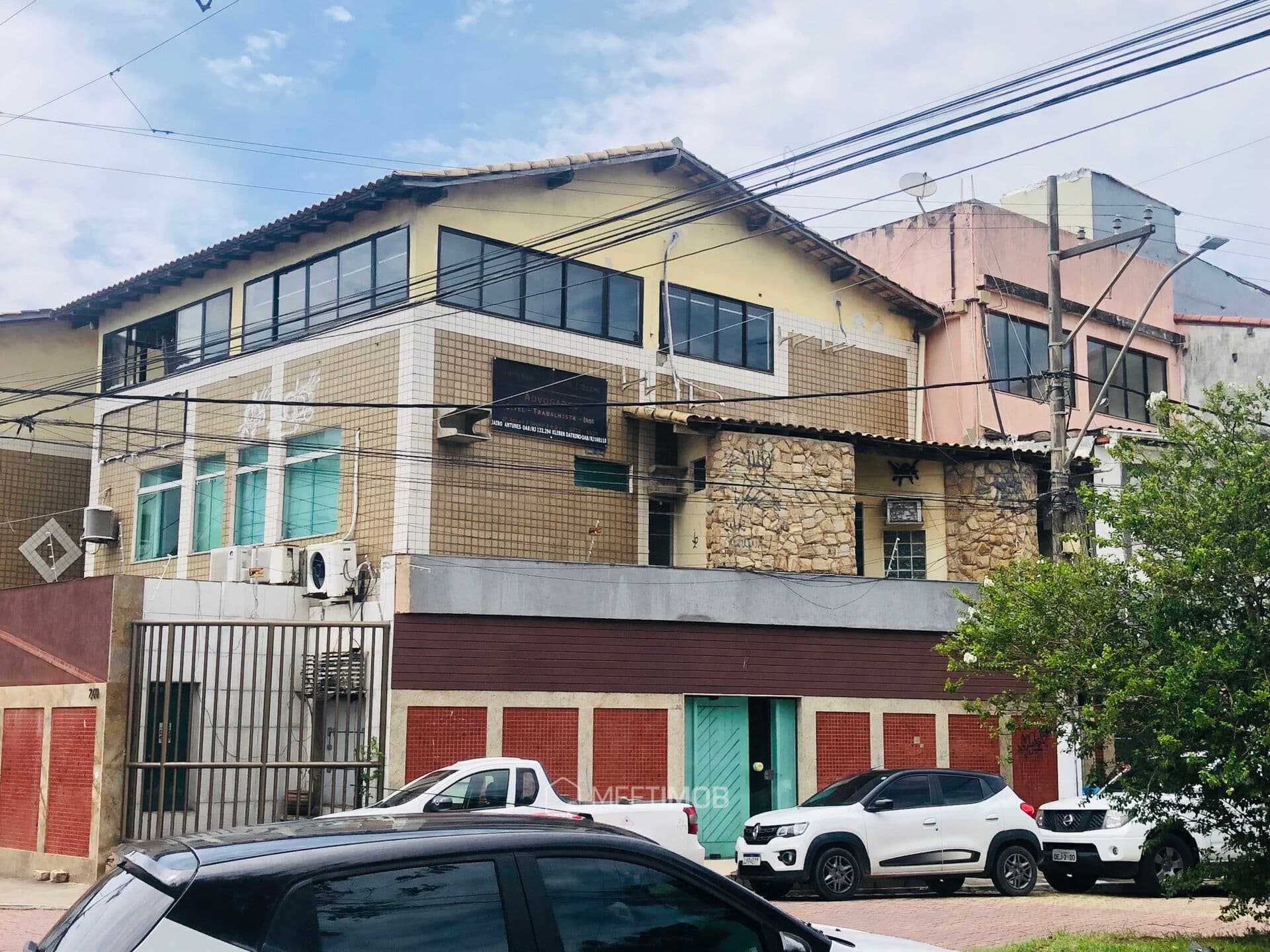 Sala Comercial com 42m² em Imbetiba, Macaé/RJ