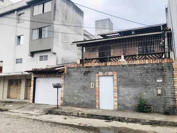 Casa em Sol e Mar, Macaé/RJ