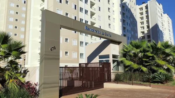 Vende-se Apto Residencial La Sicília
