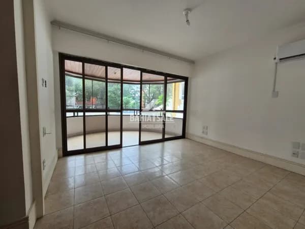 Apartamento Alto Padrão à Venda no Corredor da Vitória, pier luxo e exclusividade– 173m², 3 Suítes, 3 Vagas
