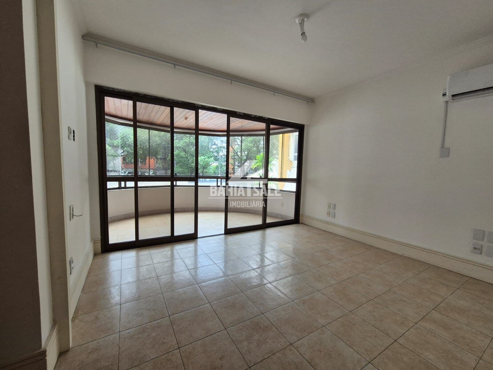Apartamento Alto Padrão à Venda no Corredor da Vitória, pier luxo e exclusividade– 173m², 3 Suítes, 3 Vagas