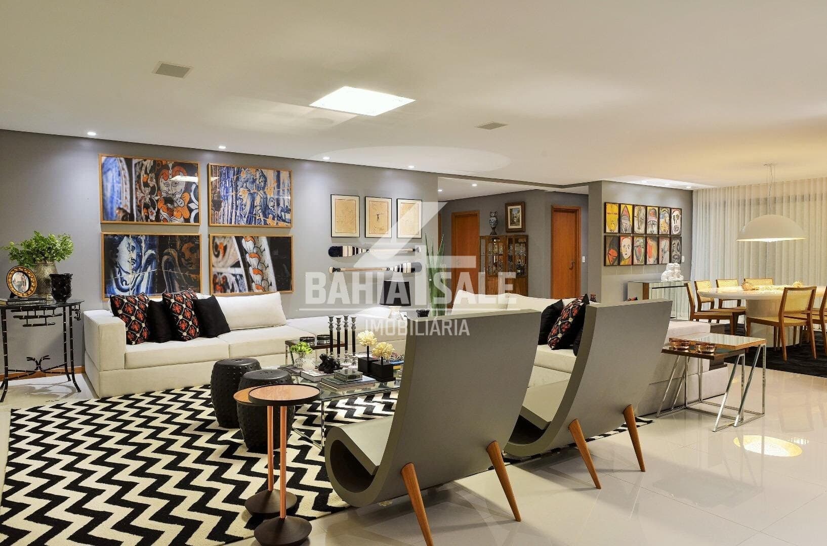 Apartamento "Porteira Fechada" com 4 Suítes, 330m², Vista Mar e Lazer Completo: Conforto e Luxo no Seu Novo Lar!