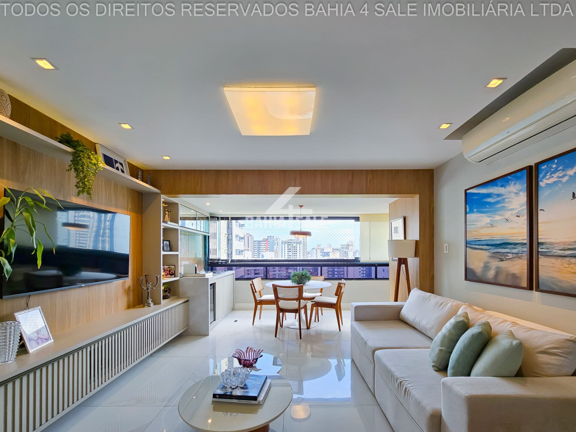 Caminho das Árvores: 107m², 3/4, suíte, vista livre e 2 vagas soltas em localização privilegiada!