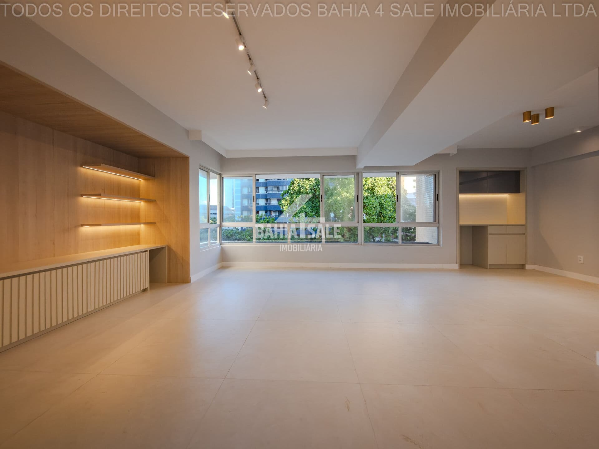 Elegância e Modernidade na Pituba: Apartamento Totalmente Reformado no Ed. Juliana