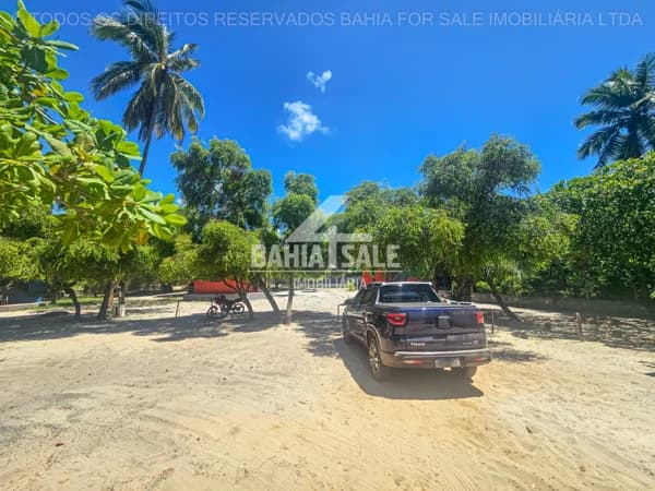 Terreno Exclusivo em Imbassaí: 3.000m² para seu Empreendimento dos Sonhos, Perto da Praia e do Centro!