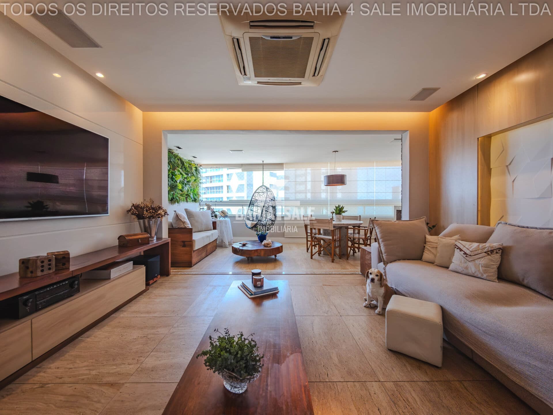 Apartamento de 207m² com 3 suítes, 5 vagas e lazer completo no Residenza Vista Reale, em Patamares.