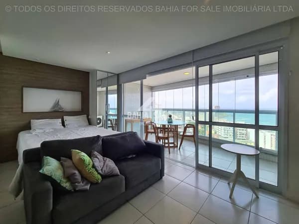 Studio mobiliado no Rio Vermelho com vista mar e 1 vaga! Andar alto, conforto e localização imbatível!