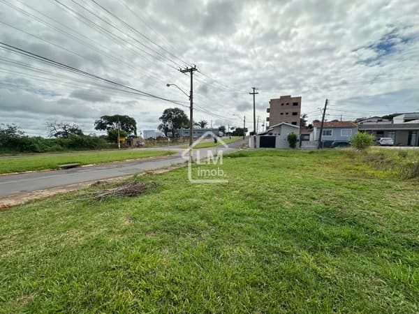 Terreno à venda Av. Espanha em Avaré