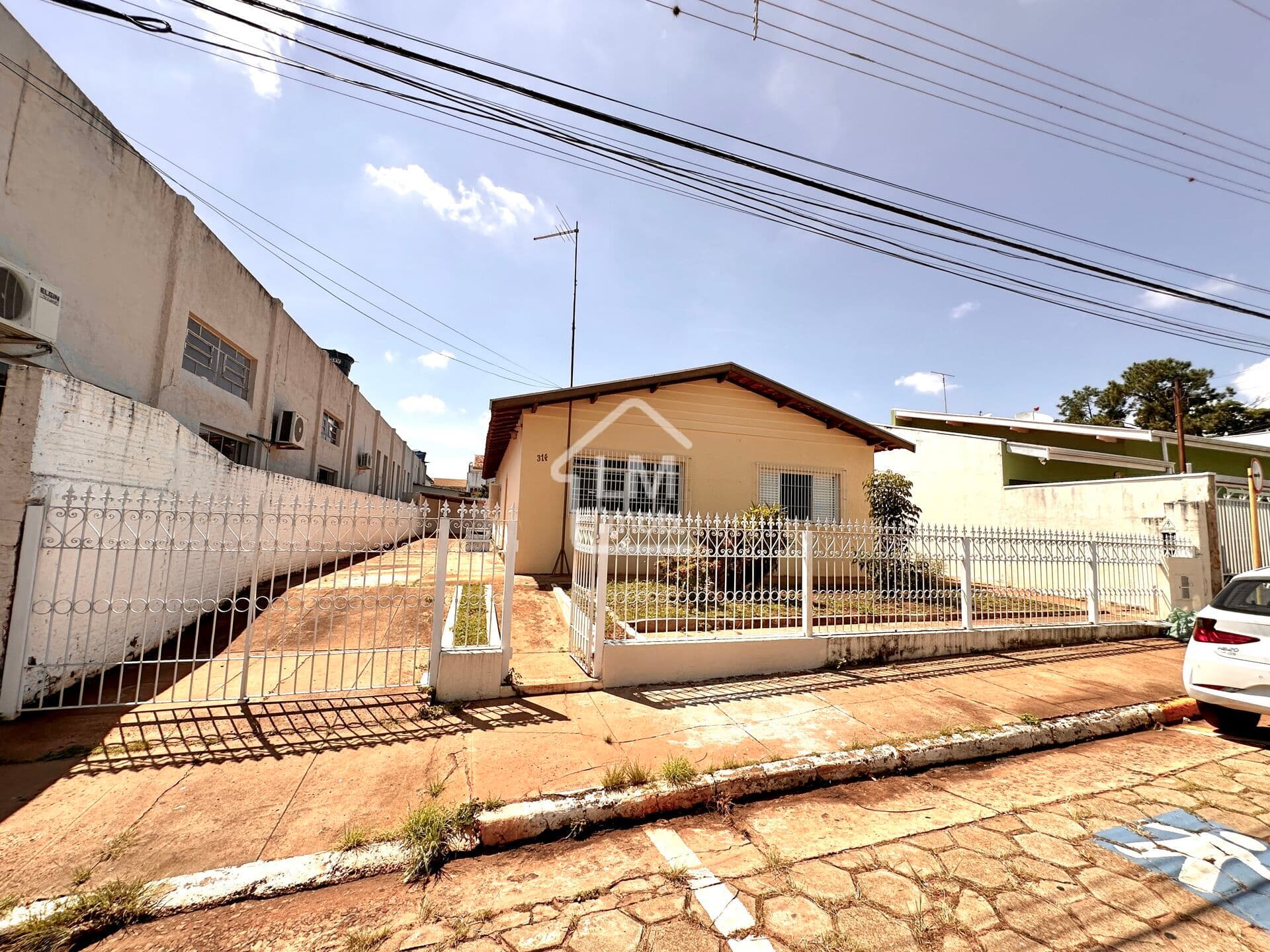 Casa à venda na Rua Bahia em Avaré