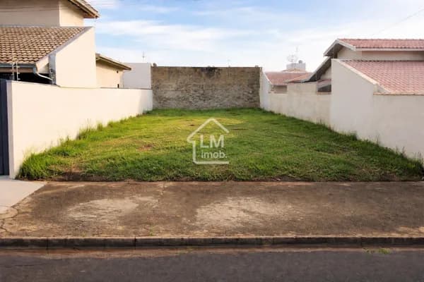 Terreno à venda no Porto Seguro em Avaré