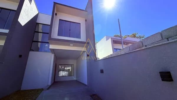 Casa geminada no bairro Três do Norte