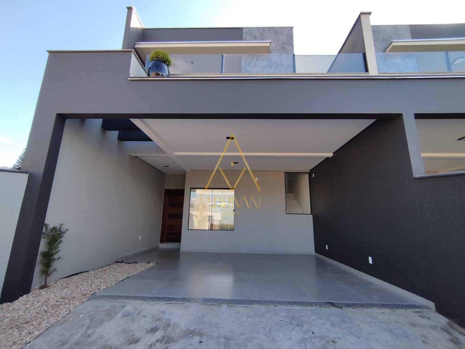 Casa Geminada no Bairro Jaraguá 99