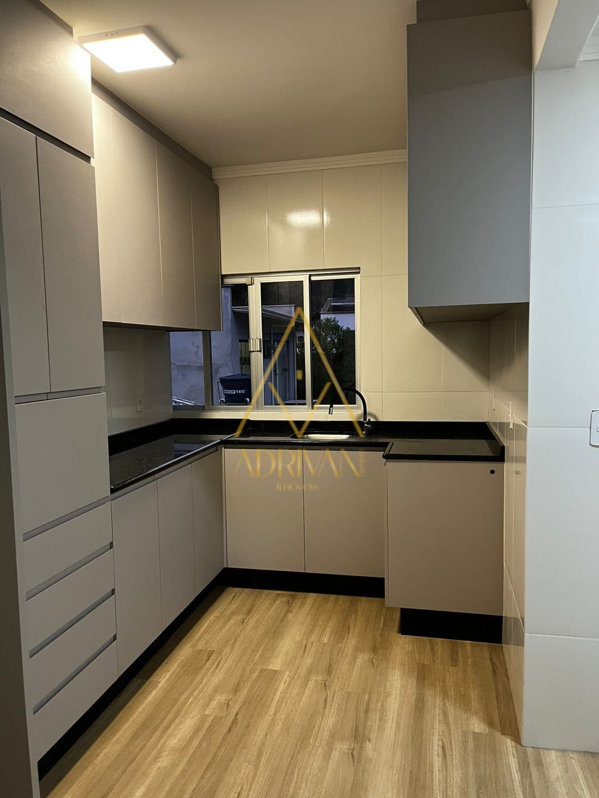 Apartamento Padrão no bairro Vila Lalau