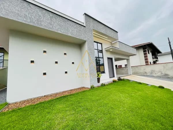 Casa Padrão no Bairro Ilha da Figueira