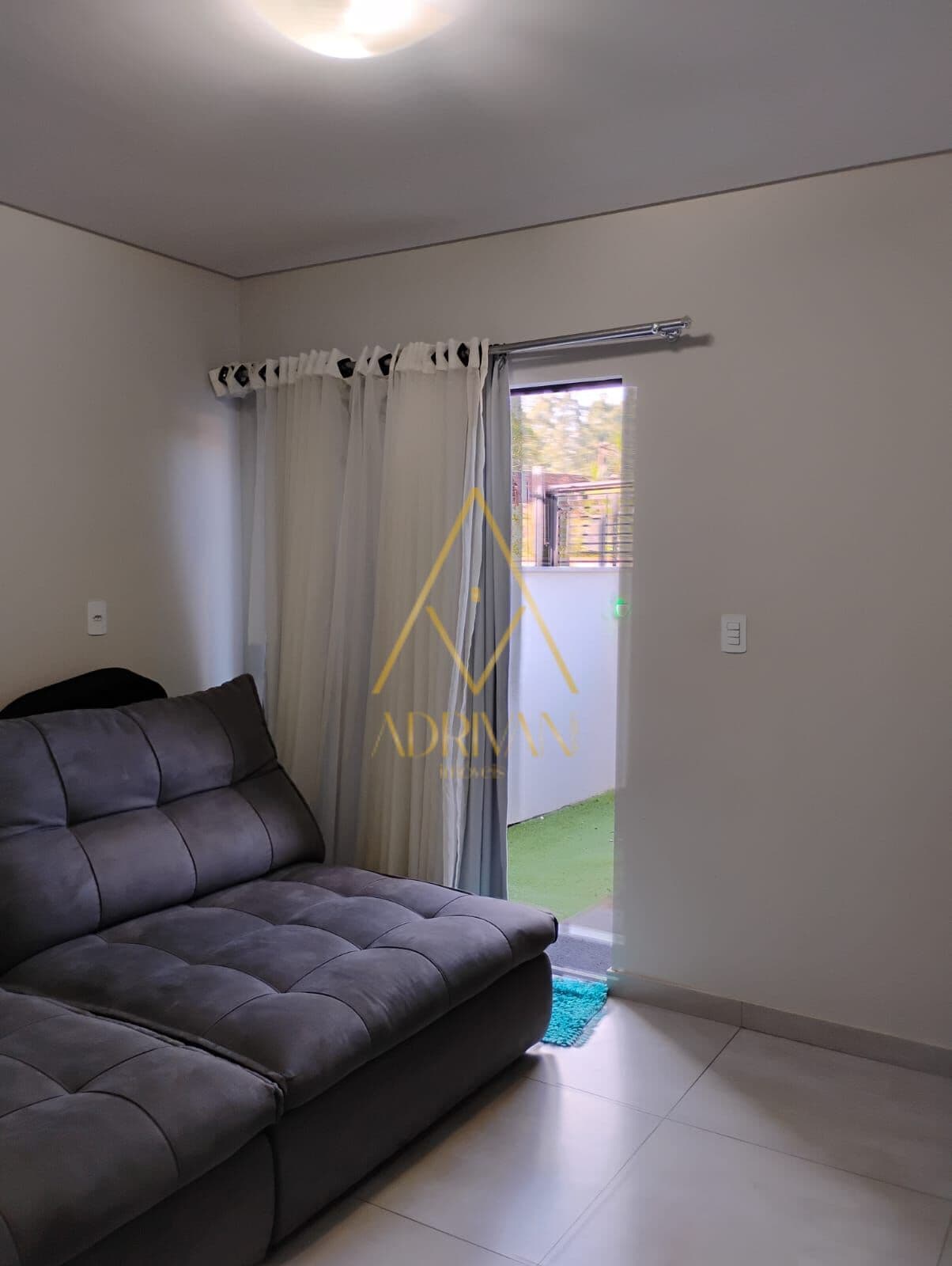 Casa Geminada no no bairro Ilha da Figueira