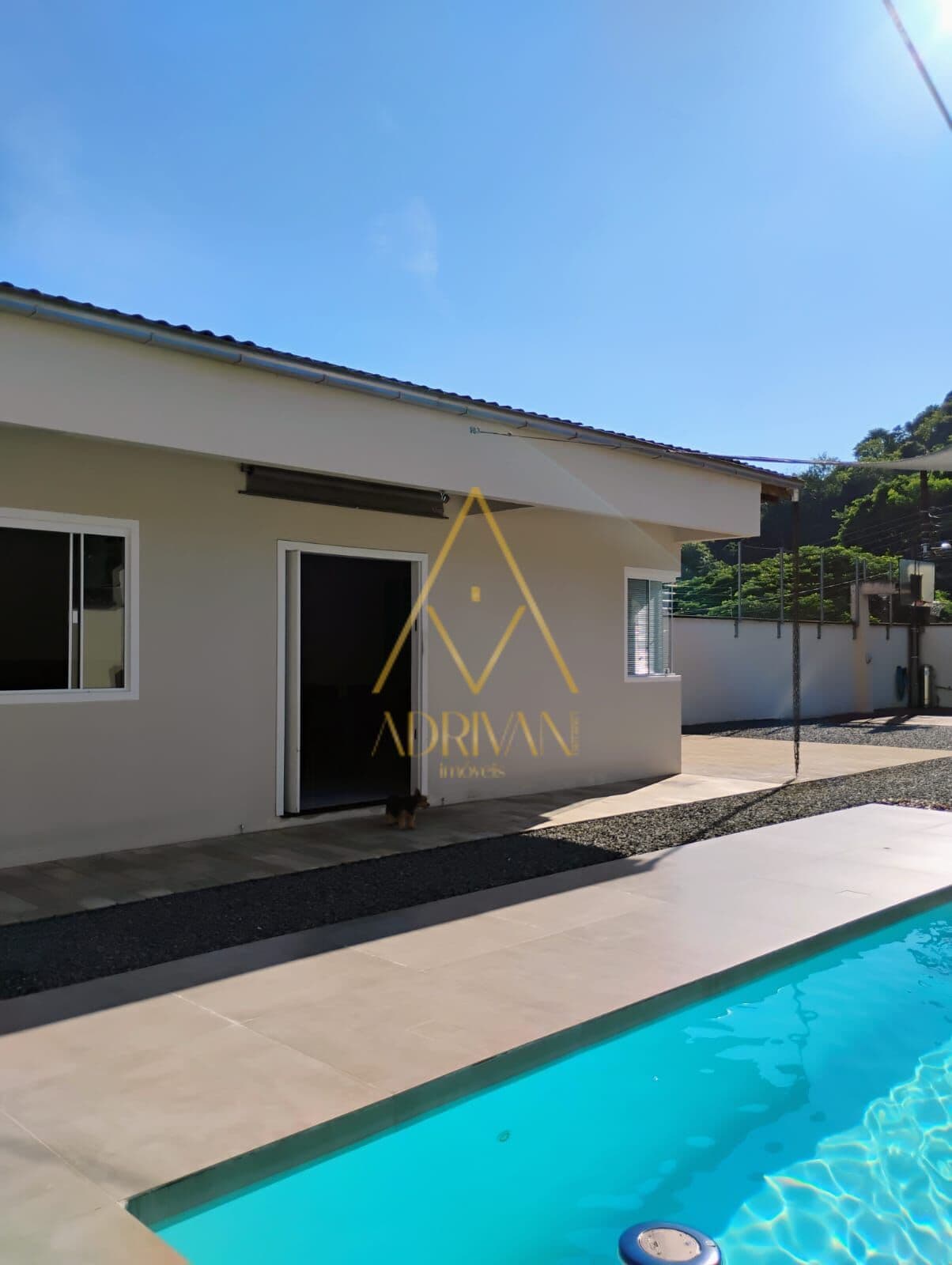 Casa Padrão no bairro Ilha da Figueira