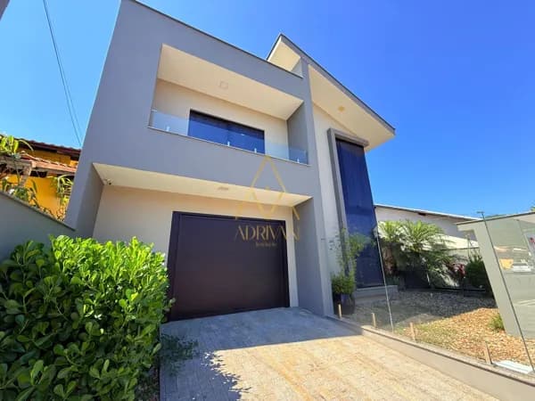 Casa Padrão no bairro Amizade